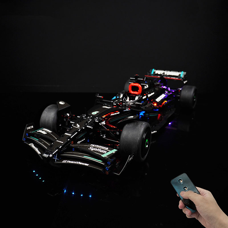 LED Işık Kiti LEGO 42171 Tekni - Model Kit F1 incelemesi ve fiyatı