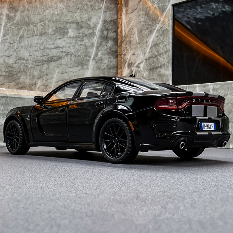 1:32 DODGE Charger SRT Hellcat - Model Kit Dodge Charger incelemesi ve fiyatı